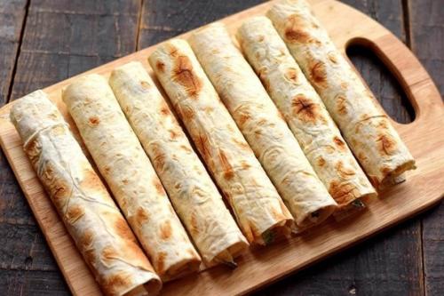 Трубочки из лаваша с сыром и яйцом. 06 Трубочки из лаваша с сыром и яйцом. 06