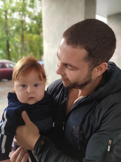 Многие родители считают, что балуя детей сладостями и фастфудом, они проявляют заботу и любовь. Многие родители считают, что балуя детей сладостями и фастфудом, они проявляют заботу и любовь.