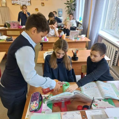 Правильное Питание - Залог Здоровья - под таким девизом ученики из 3 в класса работали над проектом о вредной и полезной пище. 02 Правильное Питание - Залог Здоровья - под таким девизом ученики из 3 в класса работали над проектом о вредной и полезной пище. 02