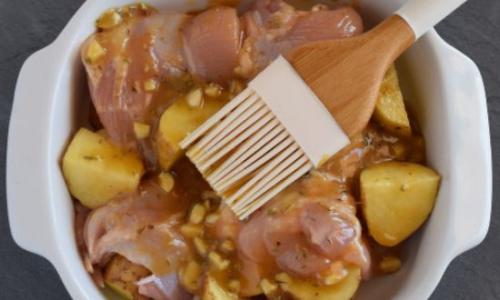 Курица с овощами в духовке с соусом. Курица с овощами в медово – горчичном соусе