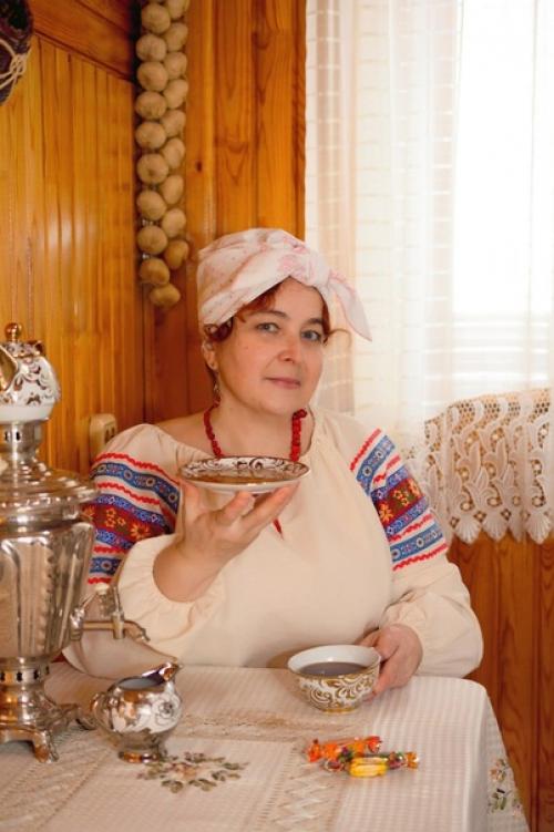 Отражалось утро в чашке чая, облако рисуя легким паром. 01