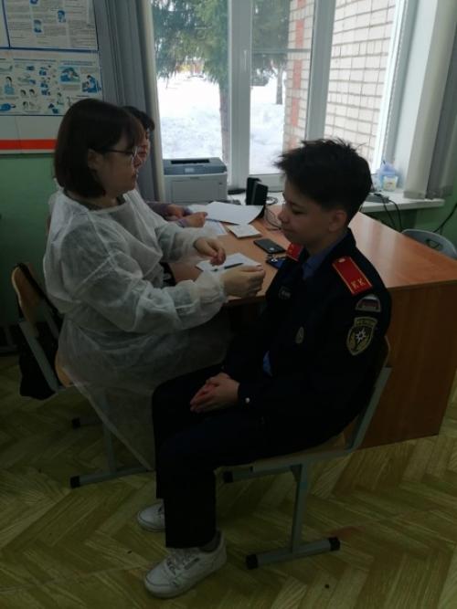 Урок здоровья для школьников мбоу сош поселка солидарность провела врач стоматолог - Маликова Людмила Витальевна. Урок здоровья для школьников мбоу сош поселка солидарность провела врач стоматолог - Маликова Людмила Витальевна.