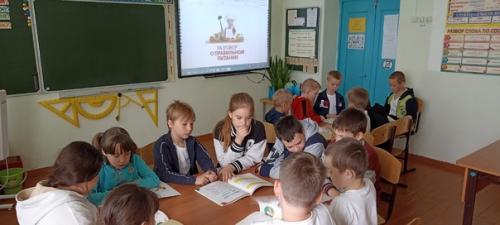 С учащимися начальных классов гбоу оош с. Покровка, было проведёно мероприятие на тему Разговор о Правильном Питании. 01 С учащимися начальных классов гбоу оош с. Покровка, было проведёно мероприятие на тему Разговор о Правильном Питании. 01