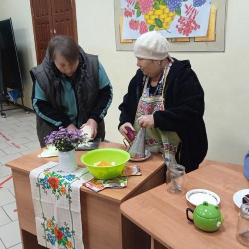 Много на Руси было праздников. 02
