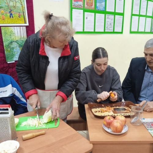 Много на Руси было праздников. 04