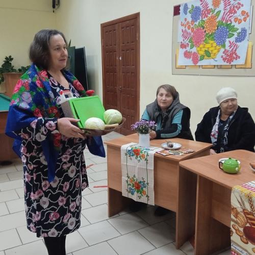 Много на Руси было праздников. 05