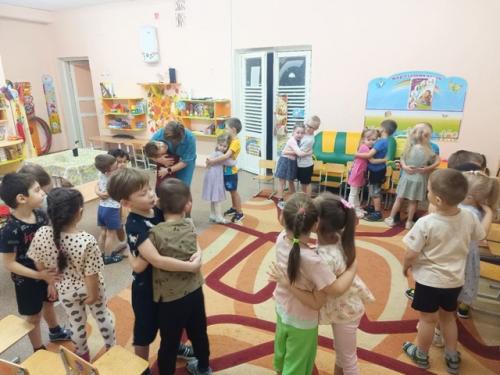 Все мы живем на нашей планете земля для счастья, радости, любви! 04