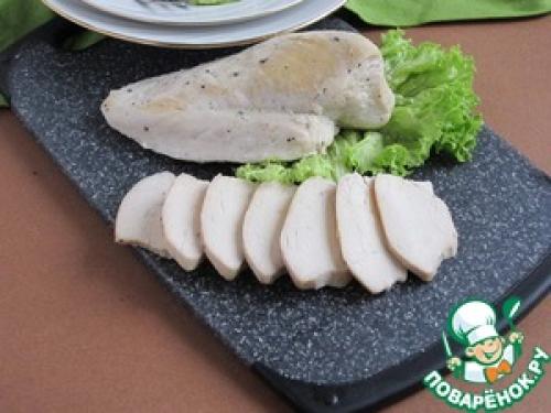 Можно ли использовать отварную куриную грудку без кожи для приготовления салатов. Куриное мясо для салатов
