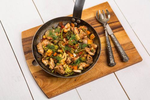 Как влияет отварная куриная грудка на работу организма. Про куриные грудки: польза и вред