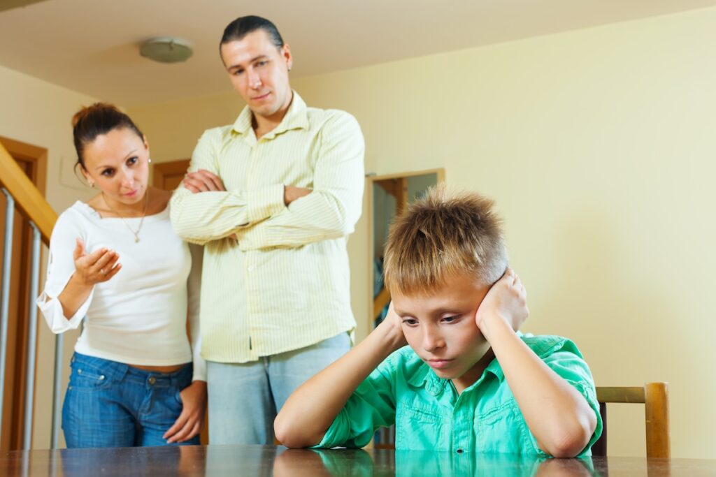 parents berates her teenage child