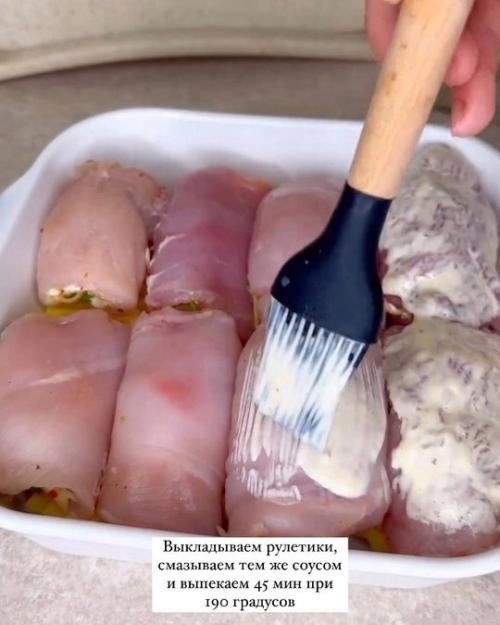Сочный картофель с куриными рулетиками в духовке. 06 Сочный картофель с куриными рулетиками в духовке. 06